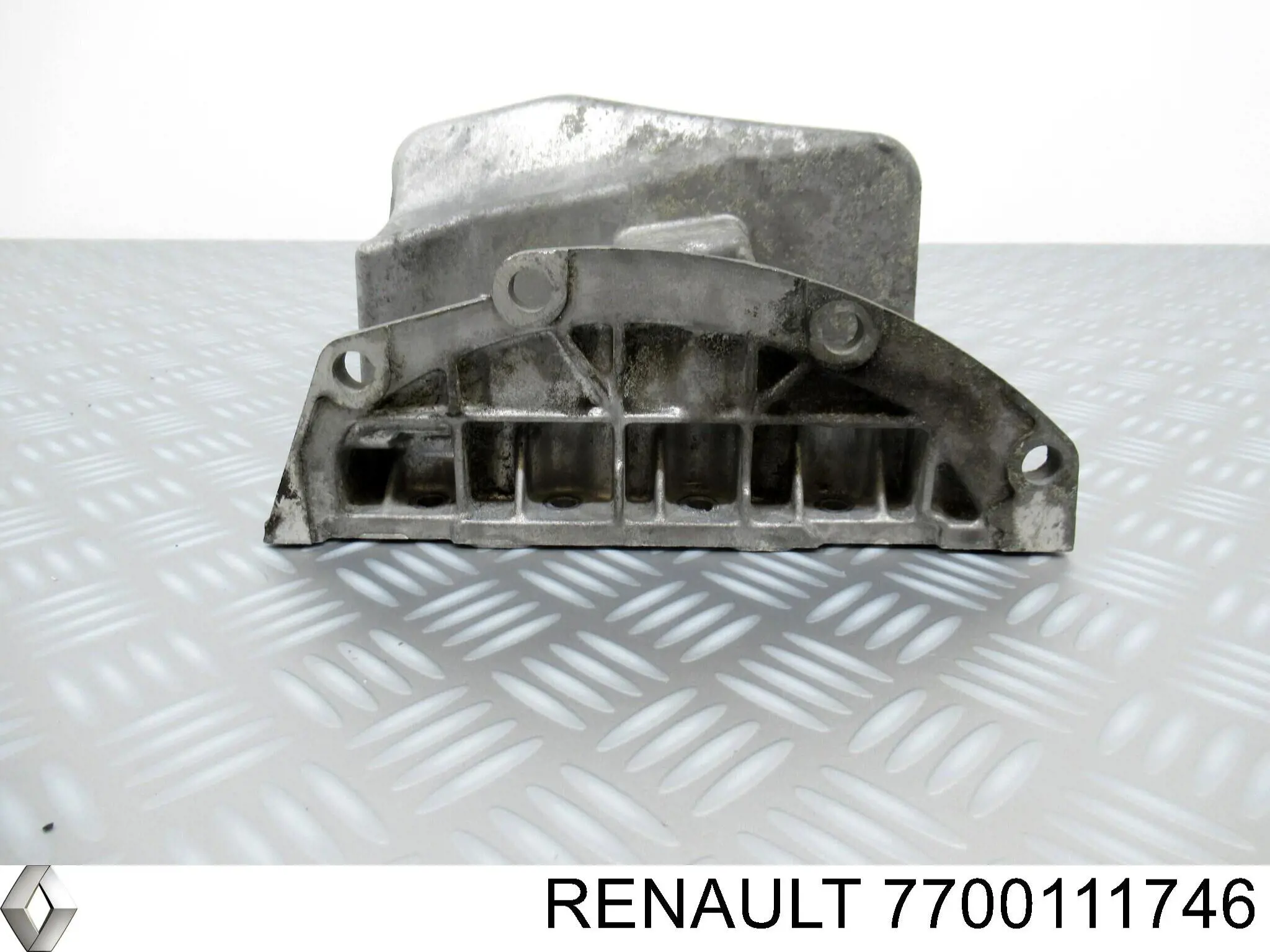 7700111746 Renault (RVI) Картер масляний