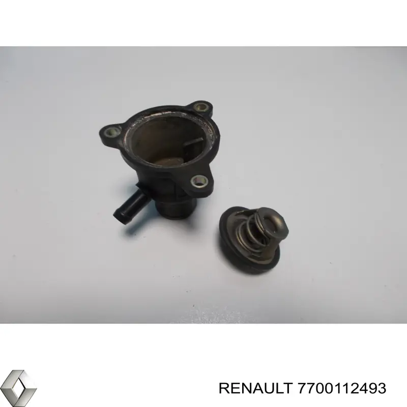 Купити 7700112493 Renault (RVI) Автомобільні ковпаки