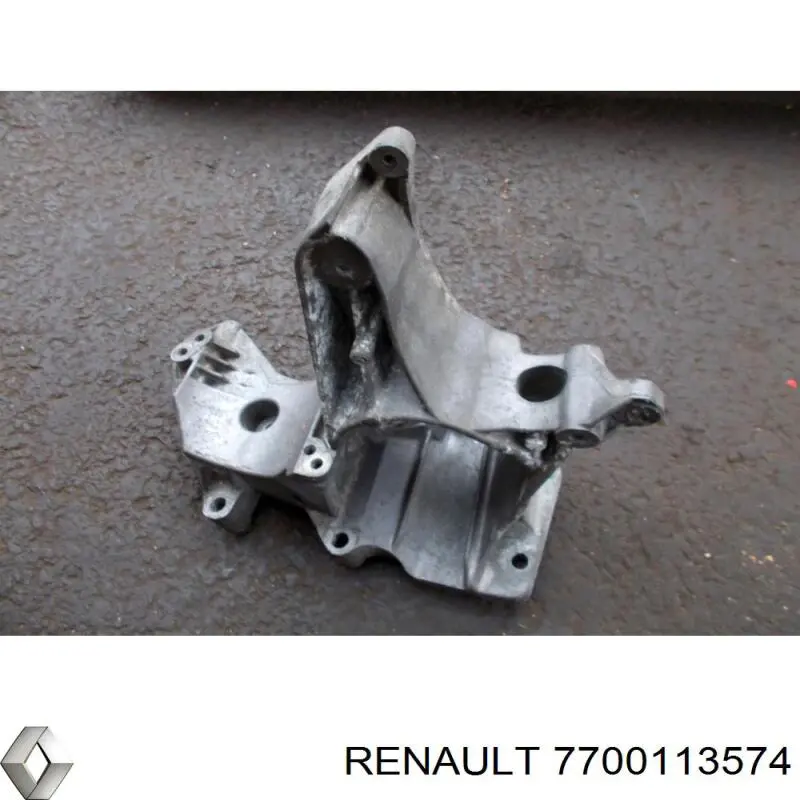 Купити 7700113574 Renault (RVI) Кронштейн генератора