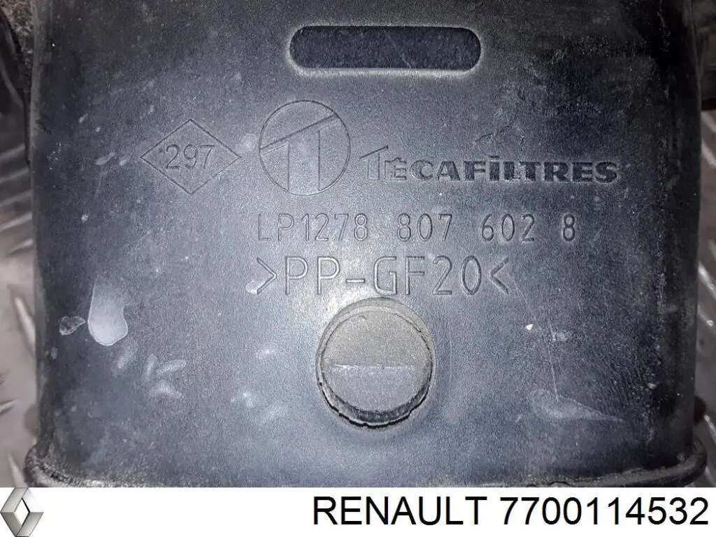 Корпус повітряного фільтра Renault Trafic 2 (FL) (Рено Трафік)
