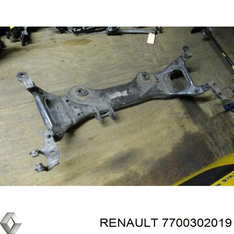 Балка передньої підвіски, підрамник 7700302019 Renault (RVI)