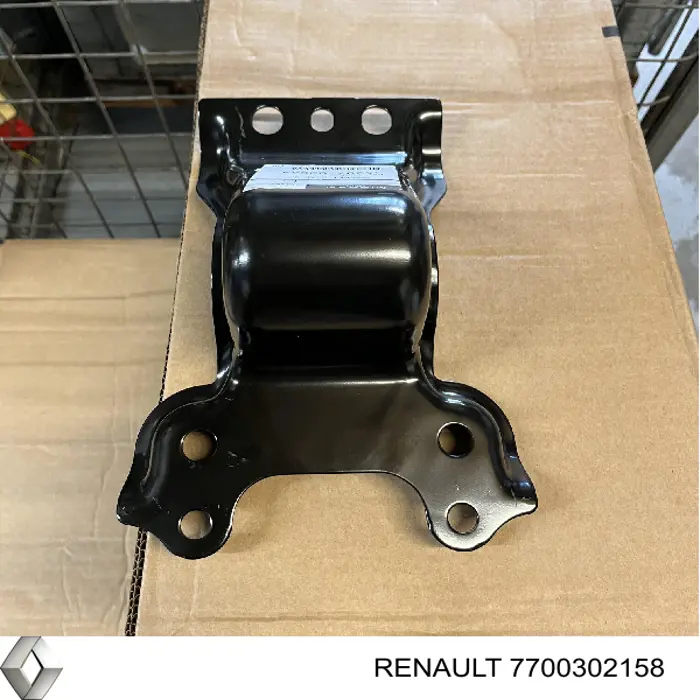 Кронштейн ресори заднього моста Renault (RVI) 7700302158 ціна, від 92.05 USD