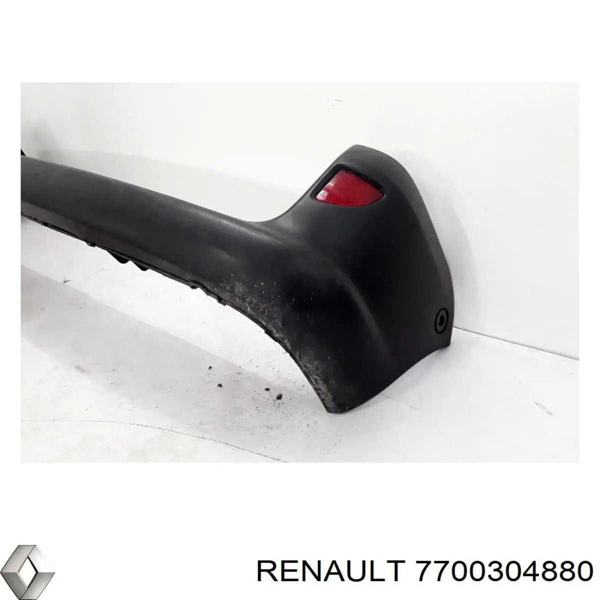 Буфер (бампер) задній на Renault Kangoo I KC0, KC1