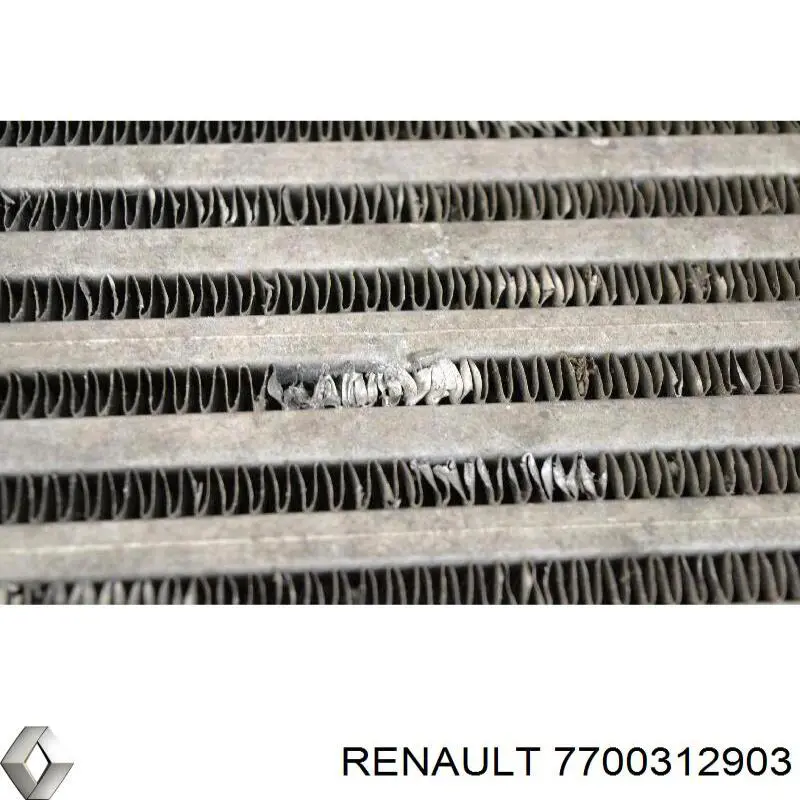 Інтеркулер 7700312903 Renault (RVI)