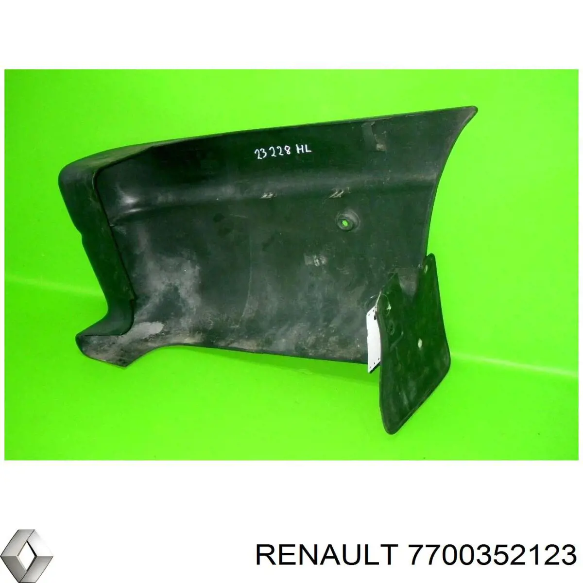 7700352123 Renault (RVI) бампер задній, ліва частина