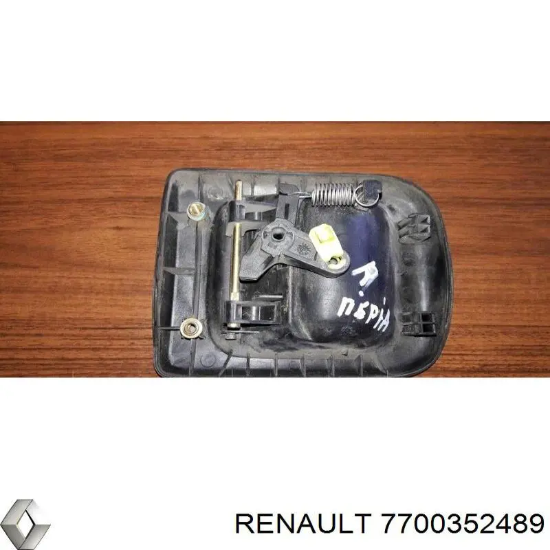 Купити 7700352489 Renault (RVI) Ручка дверей правих, зовнішня, перед/зад