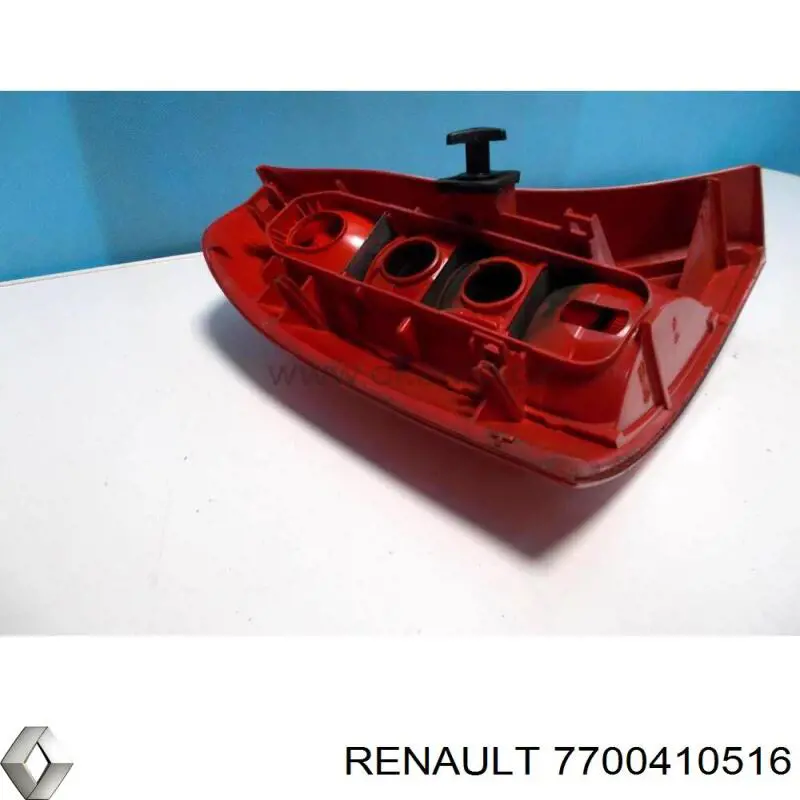 Купити 7700410516 Renault (RVI) Задня права фара