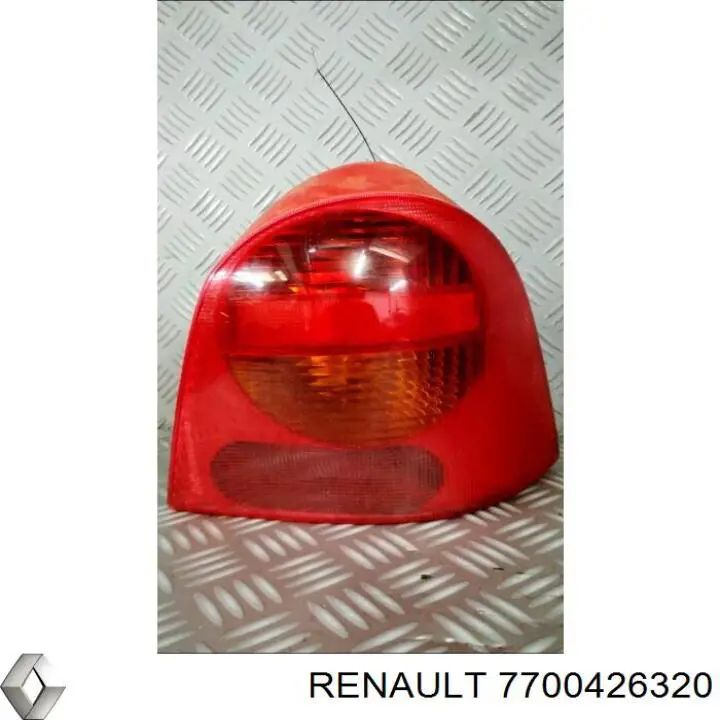 7700426320 Renault (RVI) Задній правий зовнішній ліхтар