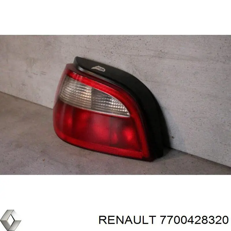 Ліхтар задній лівий Renault (RVI) 7700428320