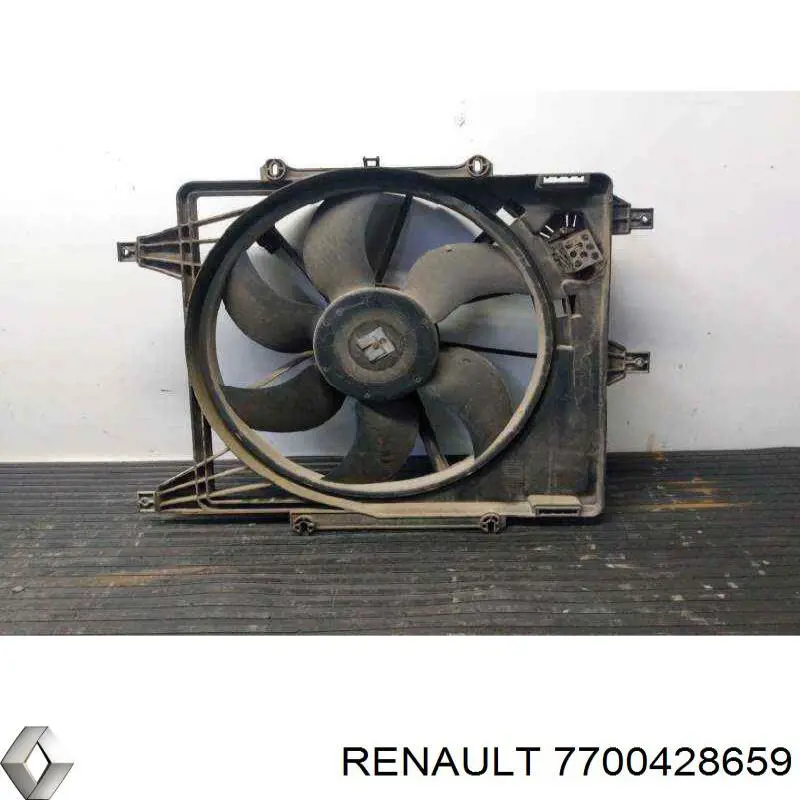 7700428659 Renault (RVI) дифузор радіатора кондиціонера, в зборі з крильчаткою і двигуном