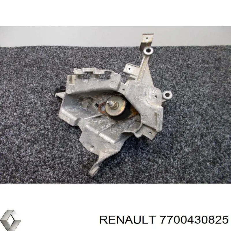 Купити 7700430825 Renault (RVI) Кронштейн подушки КПП