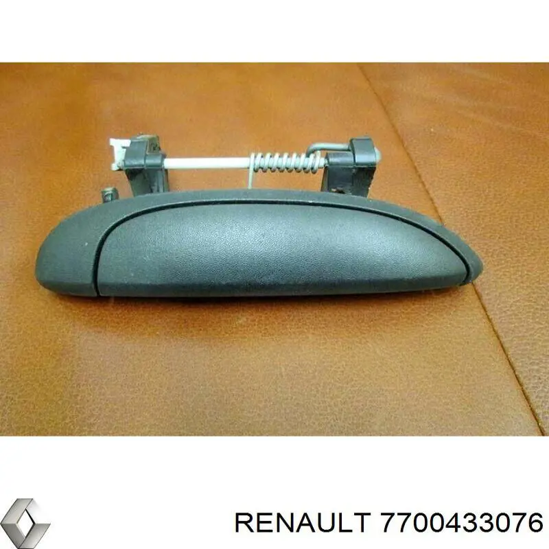 Ручка задніх дверей зовнішня Renault (RVI) 7700830038