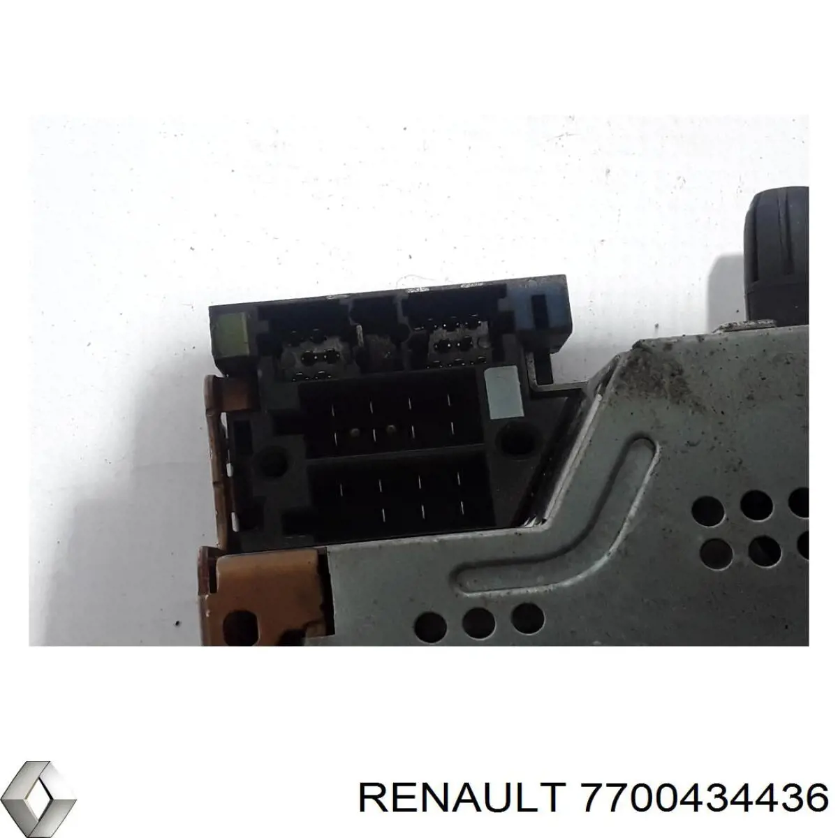Магнітола (радіо AM/FM) Renault (RVI) 7700434436 ціна, від 9.86 USD