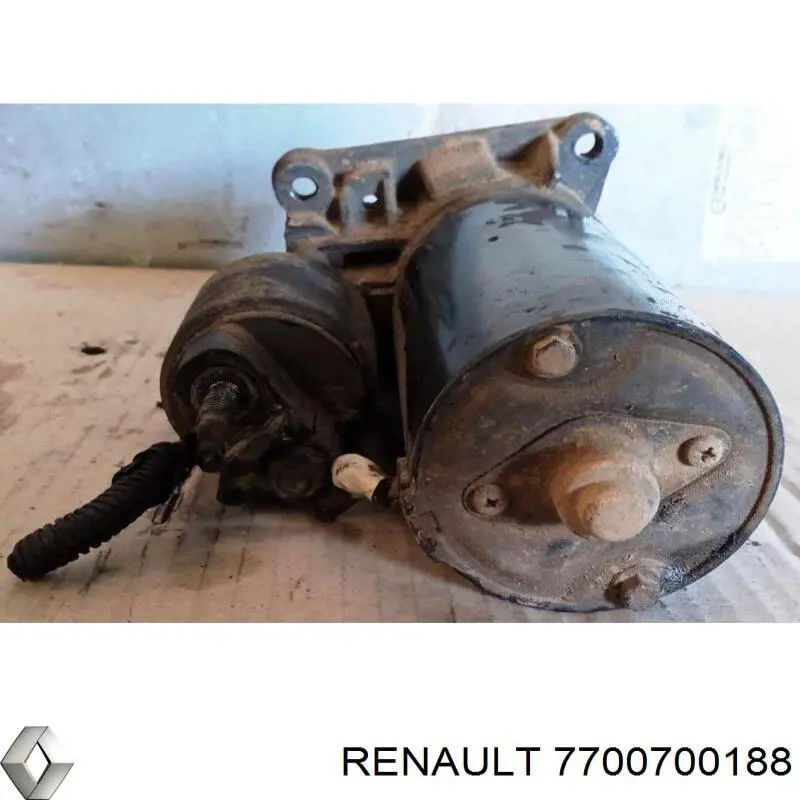 Купити 7700700188 Renault (RVI) Стартер
