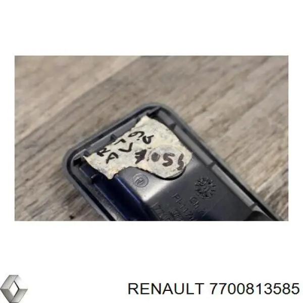 Ручка двері лівою внутрішня перед/зад Renault (RVI) 7700813585