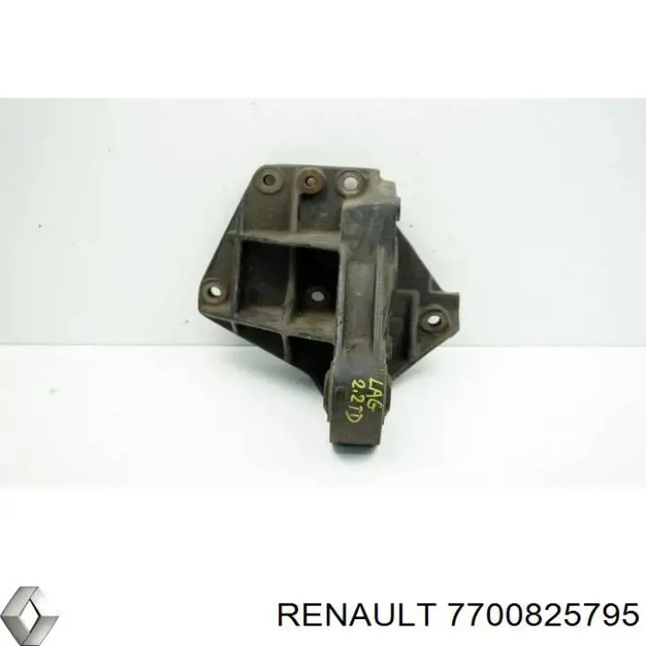 7700825795 Renault (RVI) Ліва опора двигуна