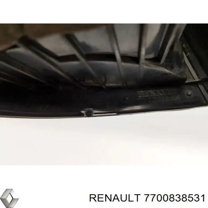 Фара задня права зовнішня Renault (RVI) 7701042629