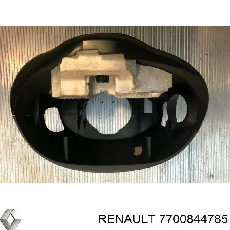 Купити 7700844785 Renault (RVI) Захисний кожух кермового механізму