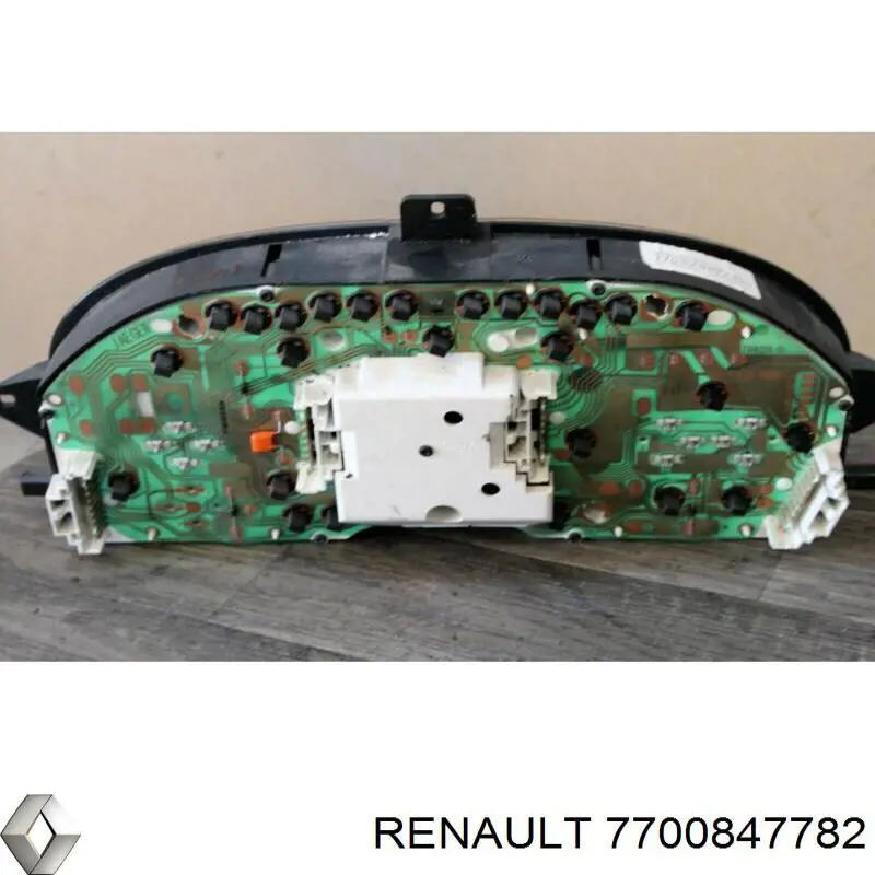 7700847782 Renault (RVI) Щиток приладів додатковий