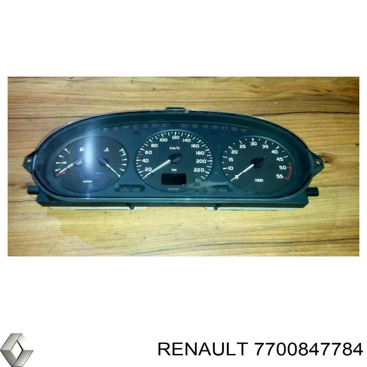 Приладова дошка-щиток приладів 7700847784 Renault (RVI)