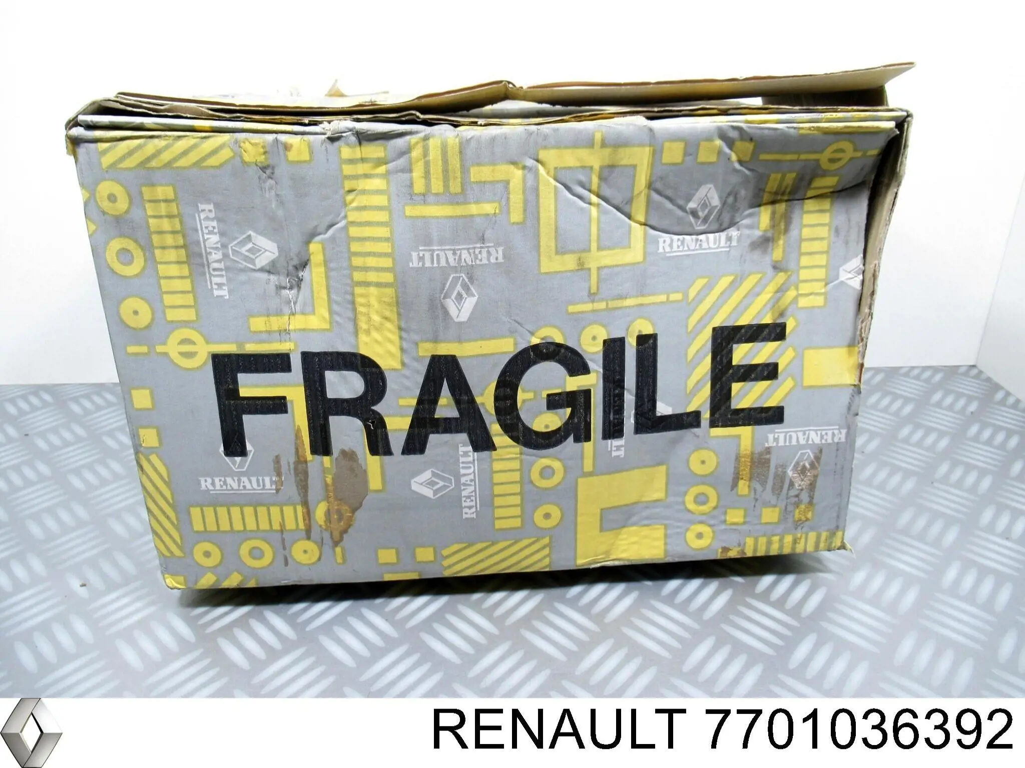 7701036392 Renault (RVI) фара права