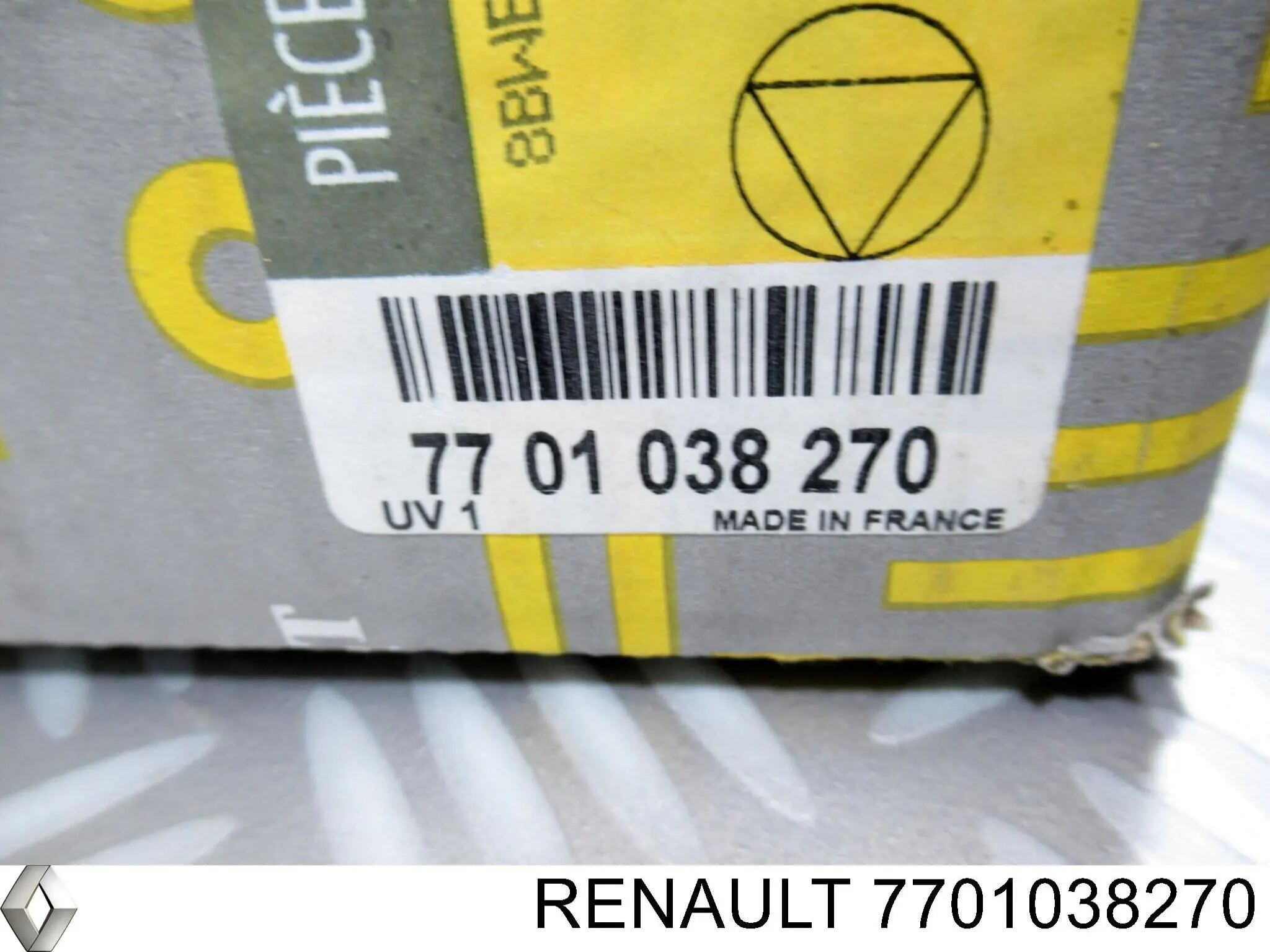 7701038270 Renault (RVI) фара права