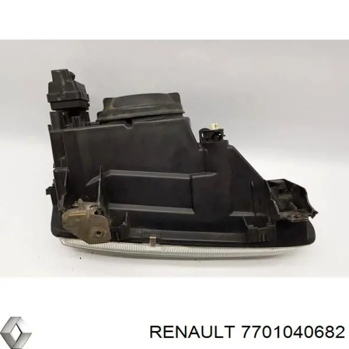 Фара ліва 7701040682 Renault (RVI)