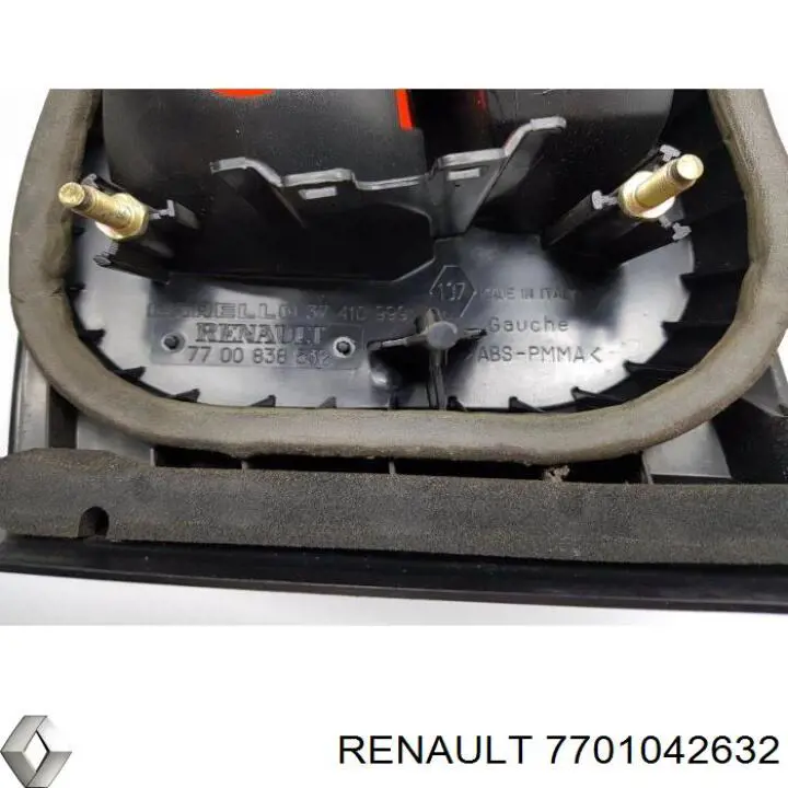 Стоп задній Renault (RVI) 7701042632 ціна, від 11.27 USD