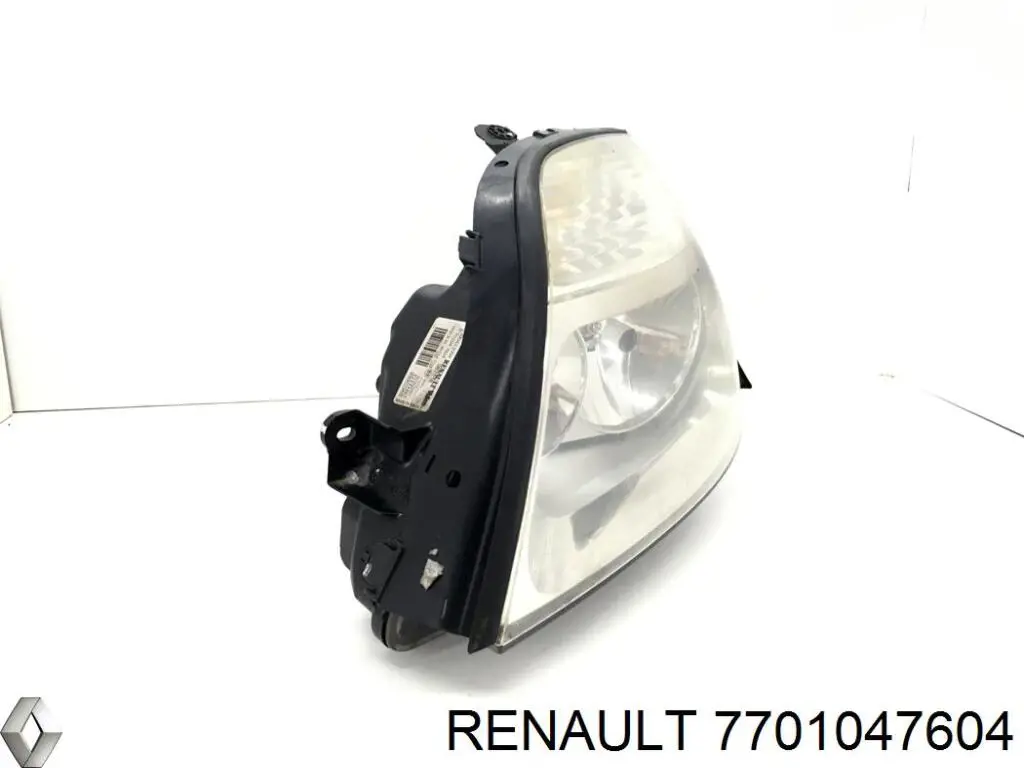 Купити 7701047604 Renault (RVI) Основна фара в зборі ліва