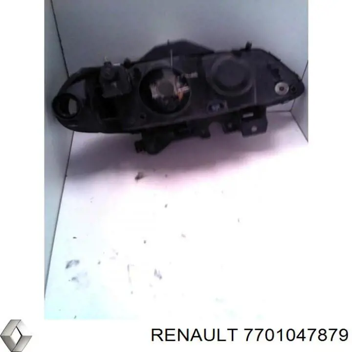 Фари Renault (RVI) 7701047879 ціна, від 68.49 USD