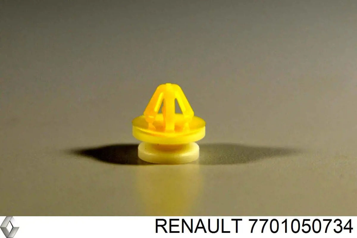 7701050734 Renault (RVI) пістон (кліп кріплення обшивки дверей)