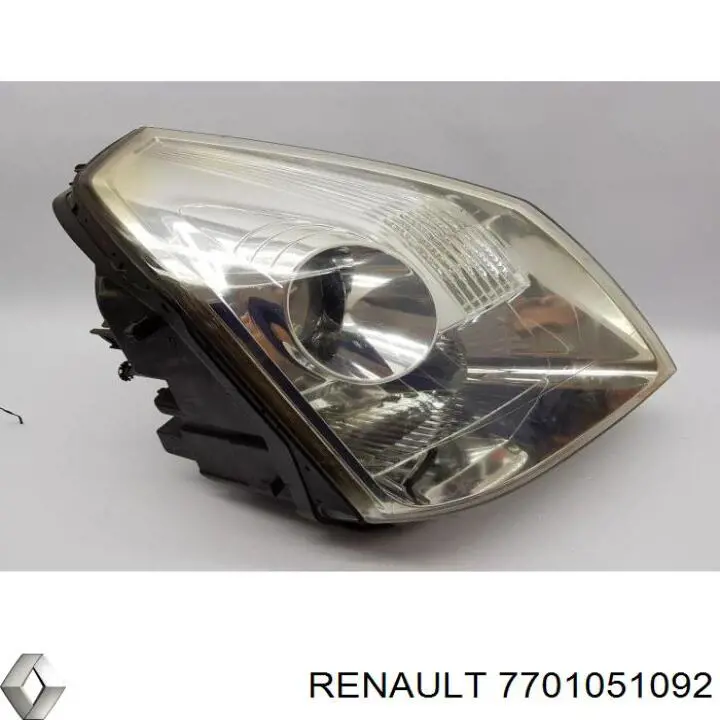 Купити 8200014358 Renault (RVI) Права блок фара