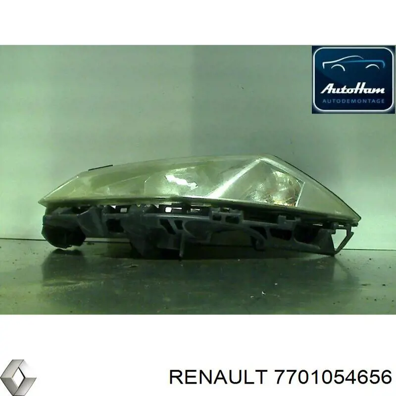Фара ліва 8200567431 Renault (RVI)