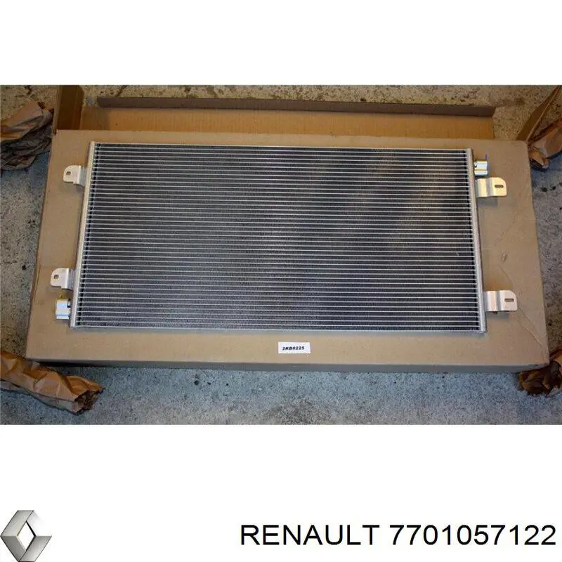7701057122 Renault (RVI) радіатор кондиціонера