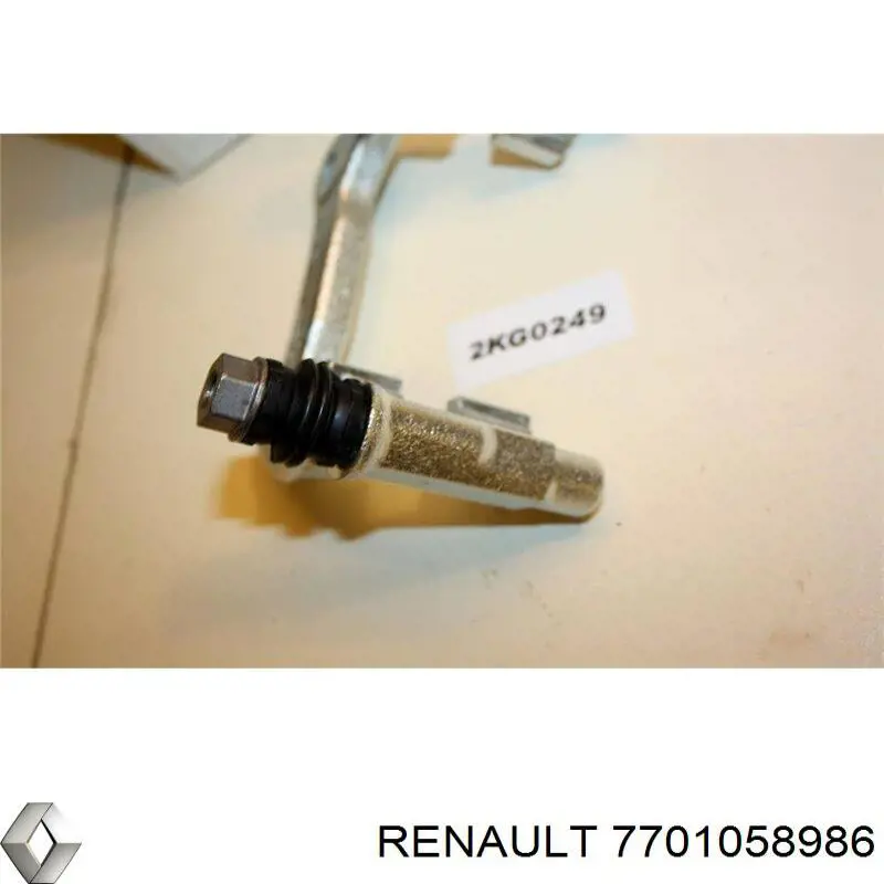 Купити 7701058986 Renault (RVI) Скоба супорту заднього