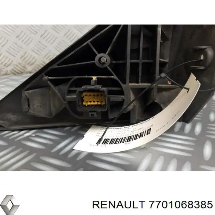 Дзеркало праве 7701068385 Renault (RVI)
