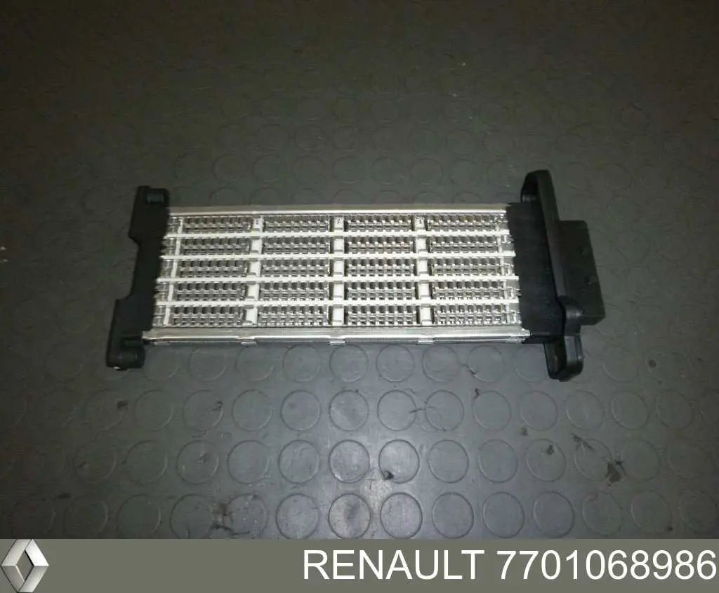 Купити 7701068986 Renault (RVI) Електропідігрівач повітря системи опалення салону