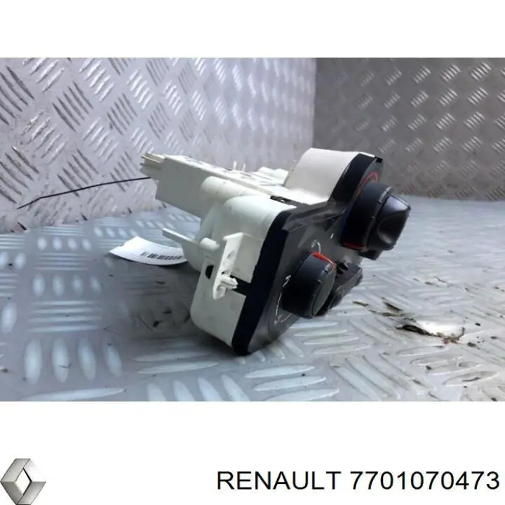 Купити 7701070473 Renault (RVI) Блок управління пічкою