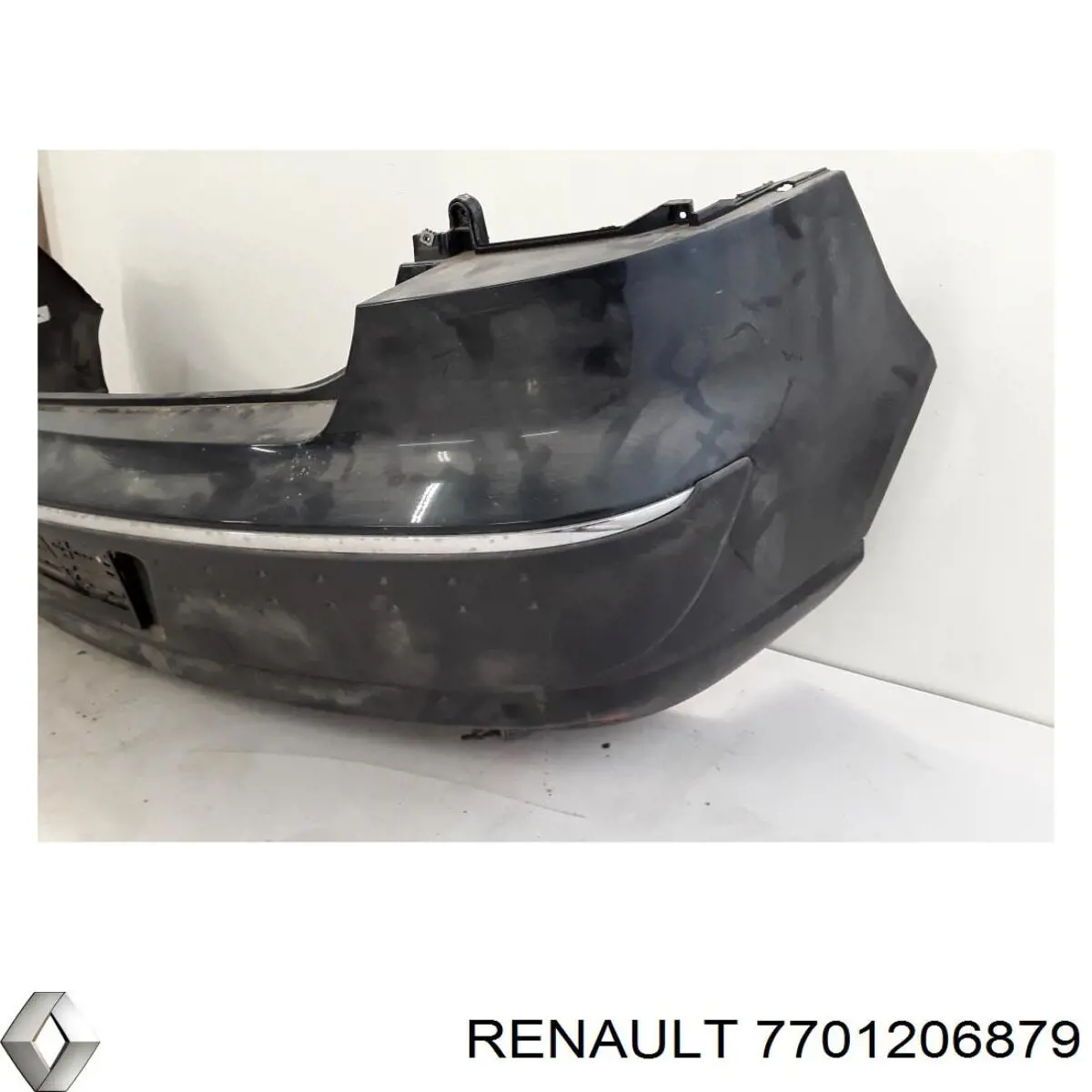 Бампер задній Renault (RVI) 7701206879