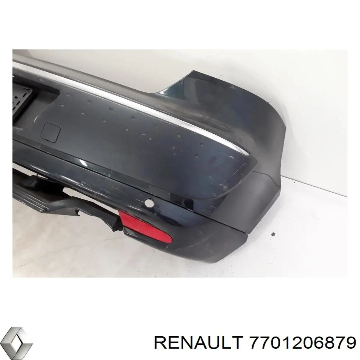 Купити 7701206879 Renault (RVI) Задній бампер
