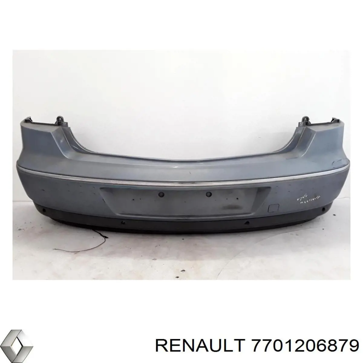 7701206879 Renault (RVI) бампер задній