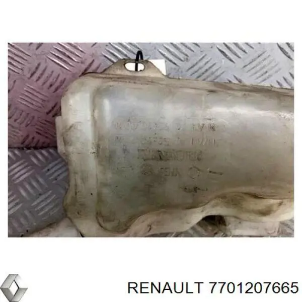 Бачок омивача 8200104706 Peugeot/Citroen
