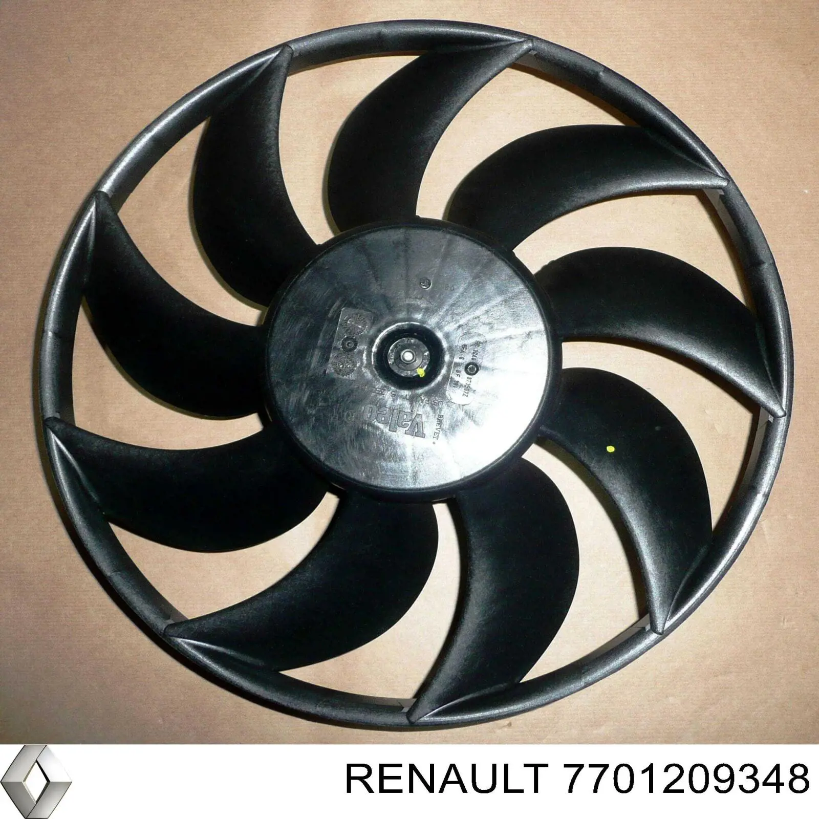 Купити 7701209348 Renault (RVI) Вентилятор/крильчатка радіатора охолодження, лівий