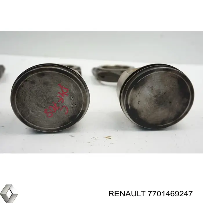 Шатун поршня двигуна 7701469247 Renault (RVI)