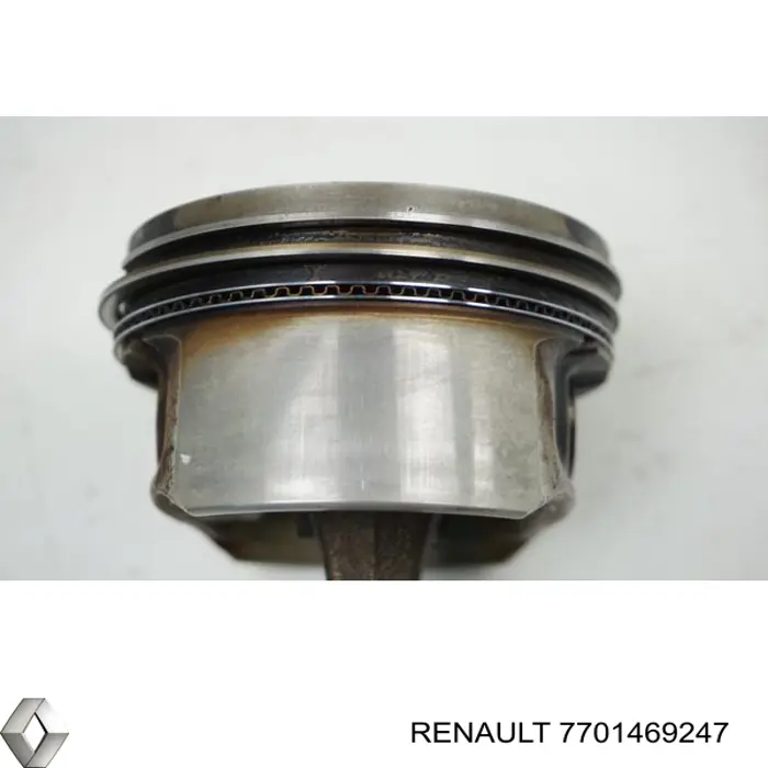 7701469247 Renault (RVI) Шатун двигуна