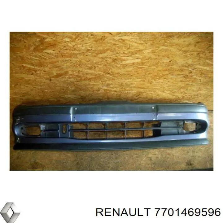 7701469596 Renault (RVI) бампер передній