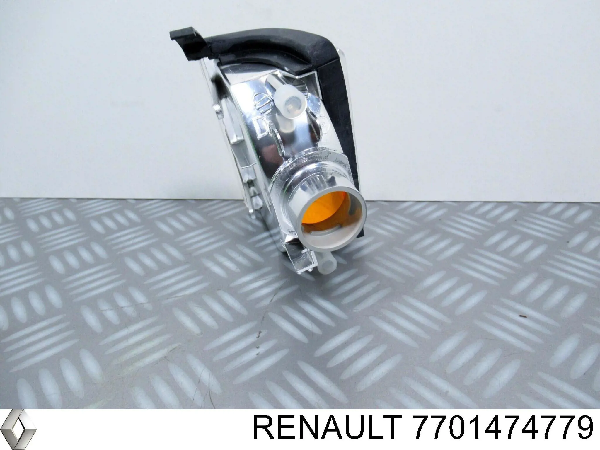 Решітка Renault Scenic II