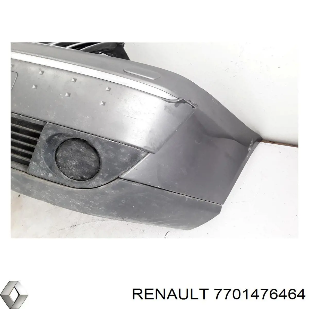 Передній бампер 7701476464 Renault (RVI)