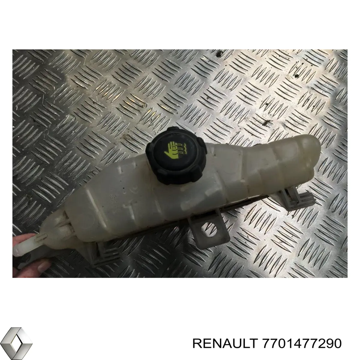 Бачок системи охолодження двигуна розширювальний Renault (RVI) 7701477290 ціна, від 17.31 USD