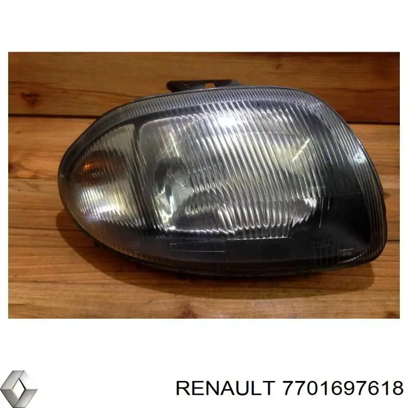 Фара правая Polcar 2800100E ціна, від 41.36 USD